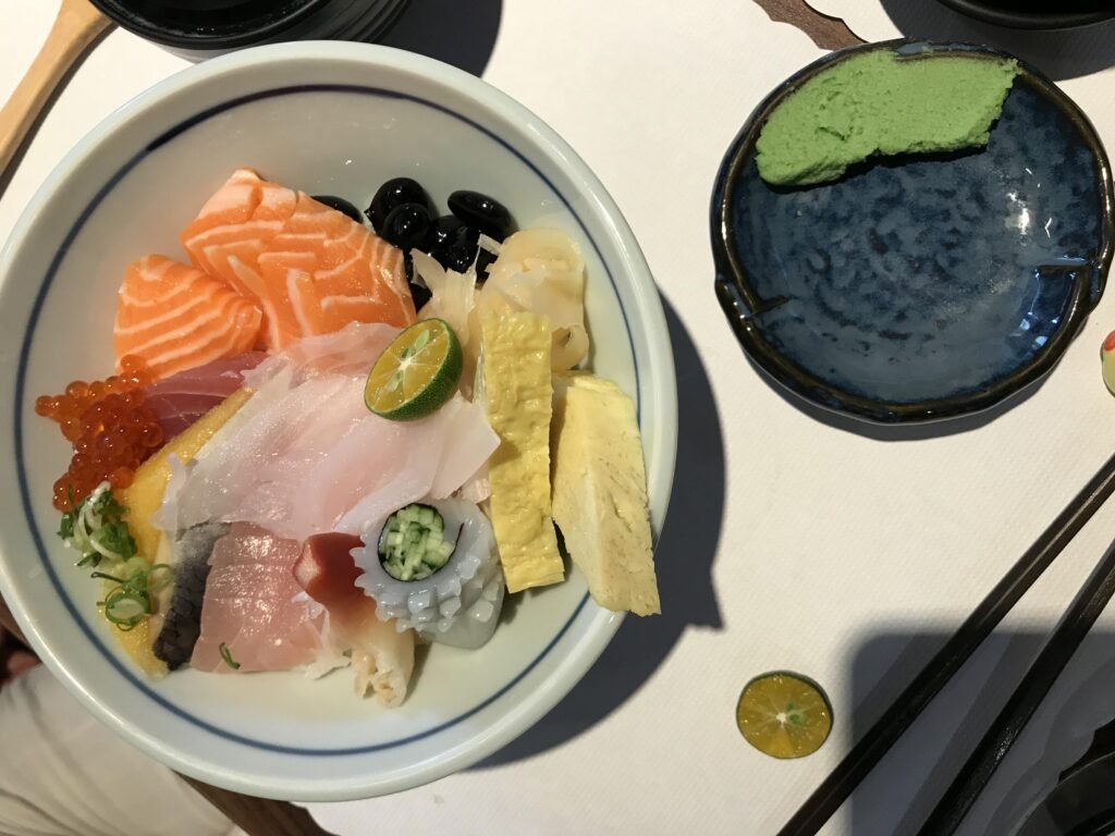 初實日本料理9-鮭魚親子丼