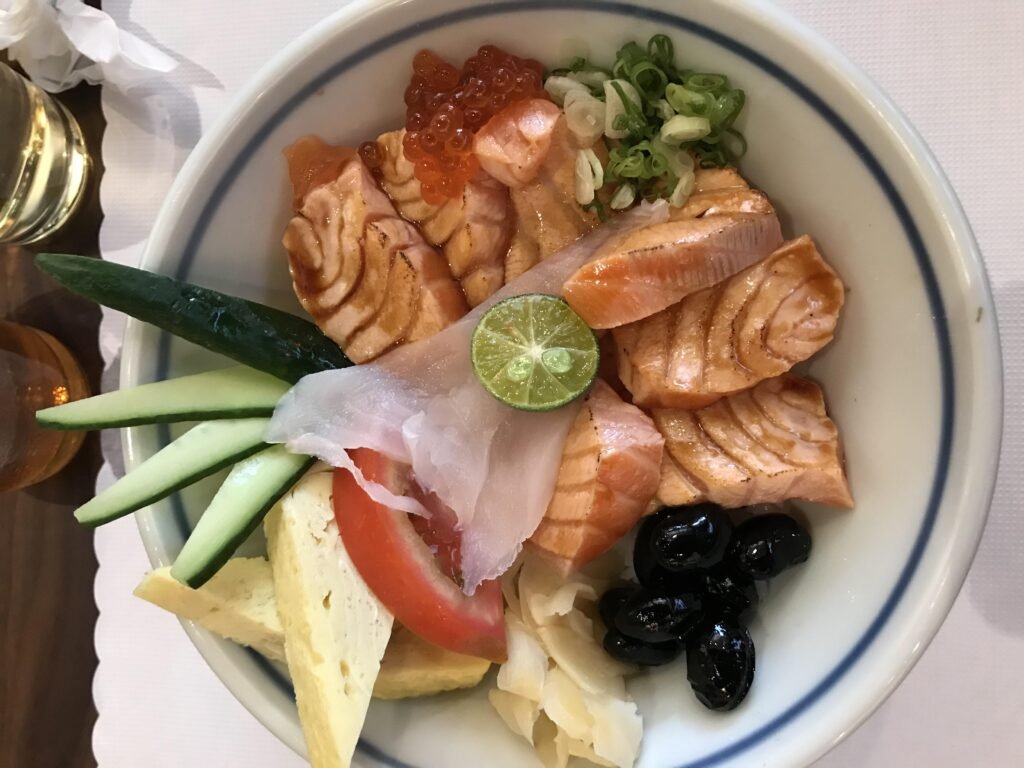 初實日本料理11-炙燒鮭魚親子丼